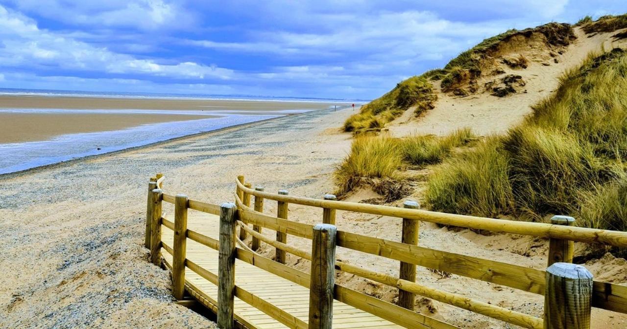 Presthaven Holiday Resort - Direct Access To Beach Prestatyn Exterior photo